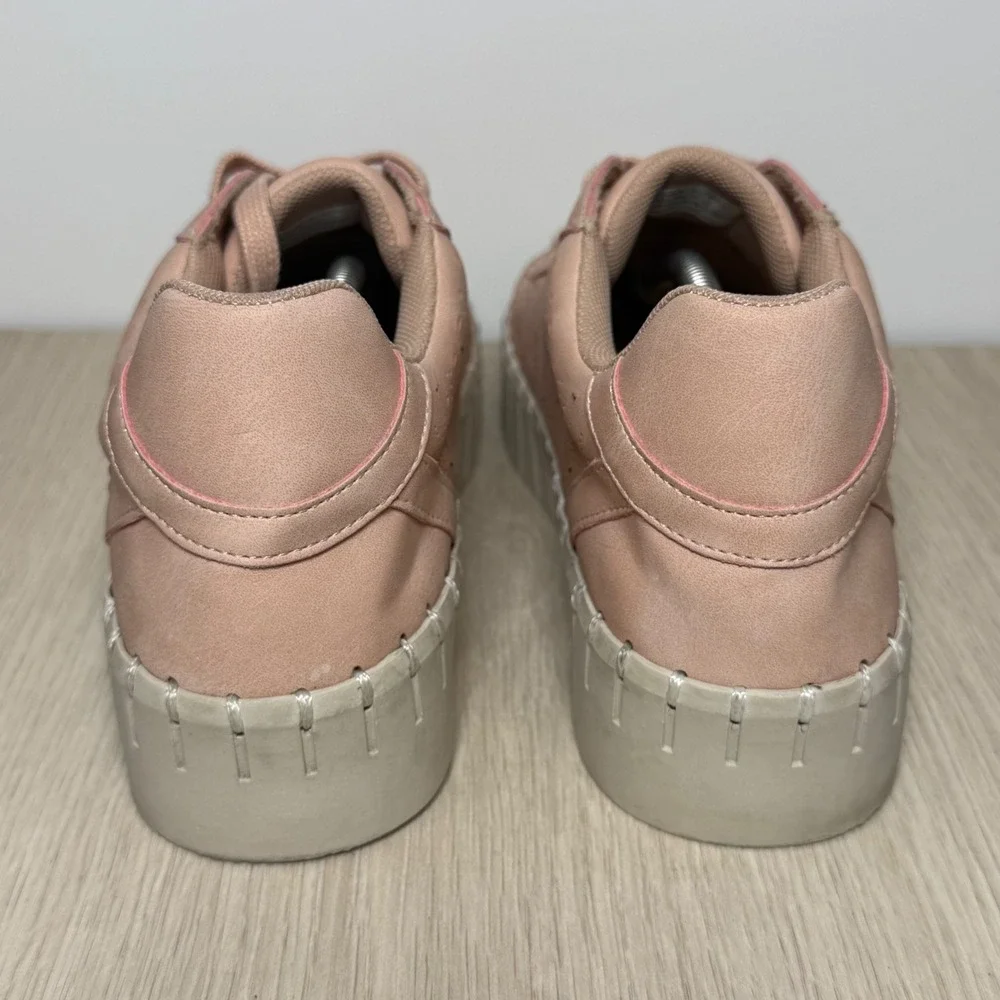 Easy Street Comfort Wave Pink Laser Cut Floral Platform Sneakers Womens 8.5